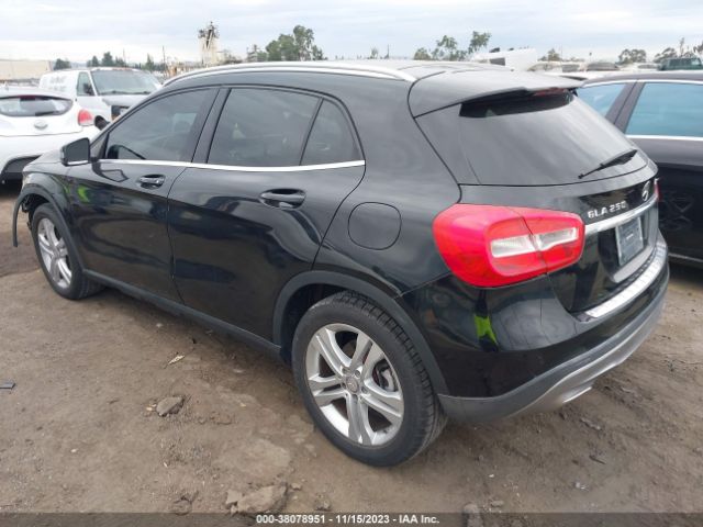 Photo 2 VIN: WDCTG4GB5FJ069545 - MERCEDES-BENZ GLA 250 