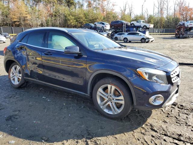 Photo 3 VIN: WDCTG4GB5JJ395564 - MERCEDES-BENZ GLA-CLASS 