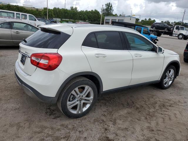 Photo 2 VIN: WDCTG4GB5JJ452555 - MERCEDES-BENZ GLA 250 4M 