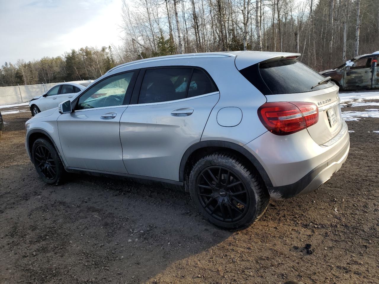 Photo 1 VIN: WDCTG4GB5JJ453673 - MERCEDES-BENZ GLA-KLASSE 