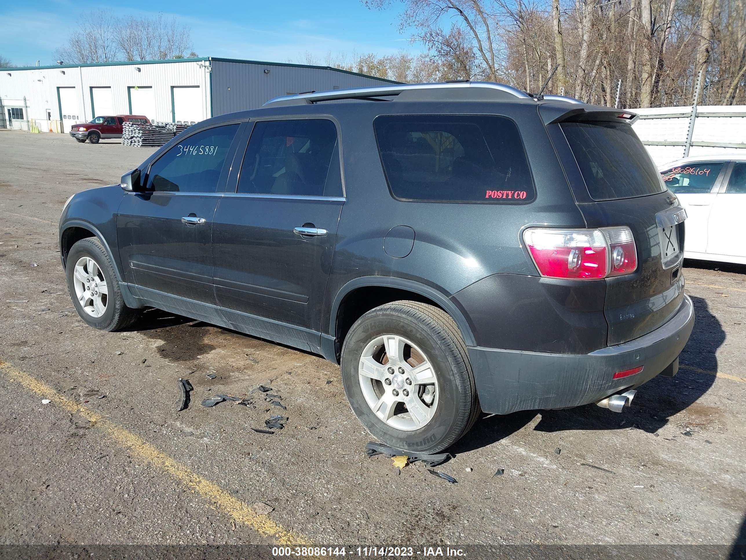 Photo 2 VIN: WDCTG4GB5JJ476273 - GMC ACADIA 