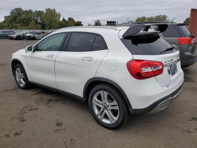 Photo 1 VIN: WDCTG4GB5JJ479982 - MERCEDES-BENZ GLA 250 4M 