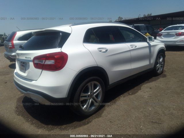 Photo 3 VIN: WDCTG4GB5JJ484308 - MERCEDES-BENZ GLA 