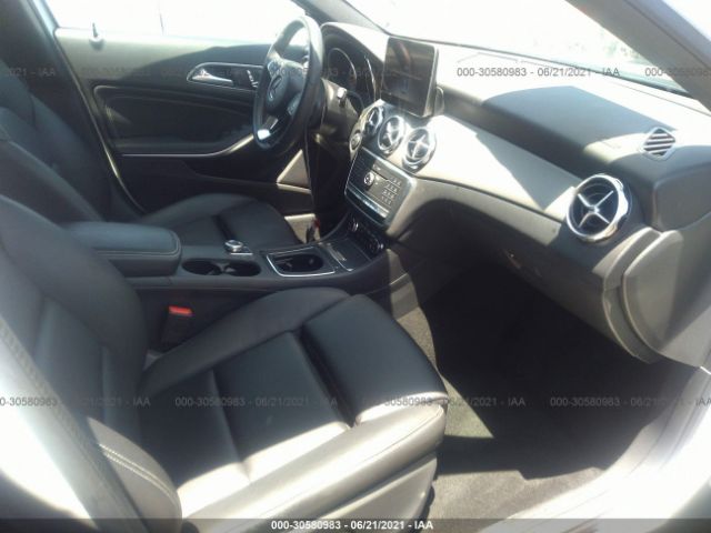 Photo 4 VIN: WDCTG4GB5JJ484308 - MERCEDES-BENZ GLA 