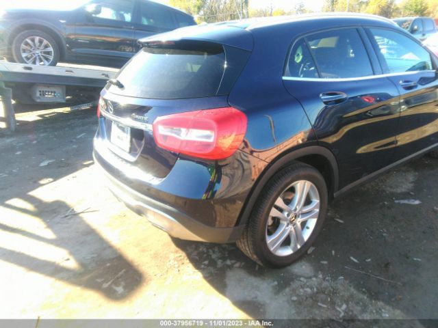 Photo 3 VIN: WDCTG4GB5JJ527156 - MERCEDES-BENZ GLA 