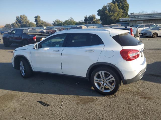 Photo 1 VIN: WDCTG4GB5KJ581333 - MERCEDES-BENZ GLA 250 4M 