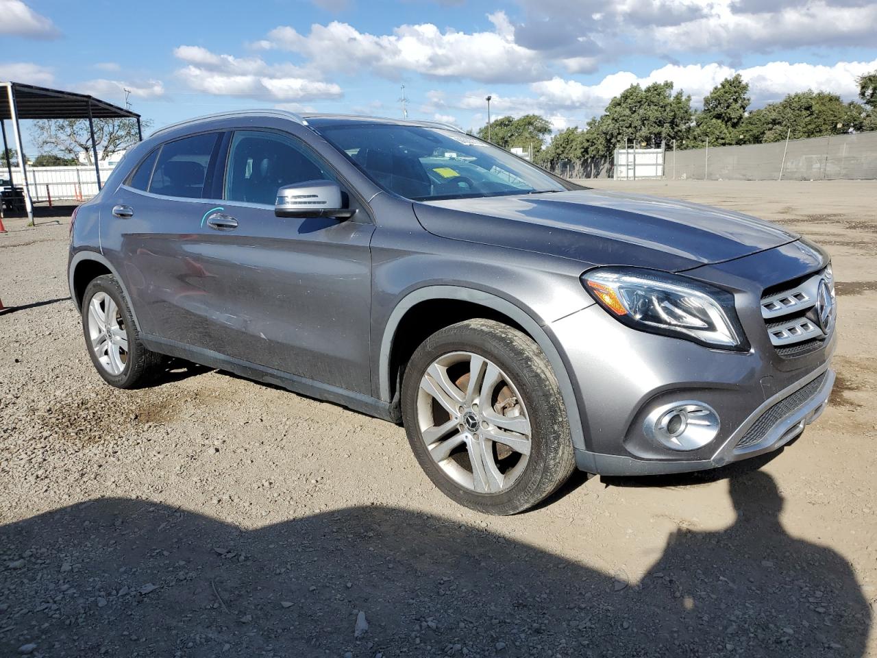 Photo 3 VIN: WDCTG4GB5KJ583812 - MERCEDES-BENZ GLA-KLASSE 