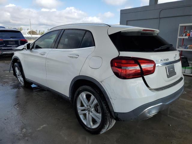 Photo 1 VIN: WDCTG4GB5LU027063 - MERCEDES-BENZ GLA 250 4M 