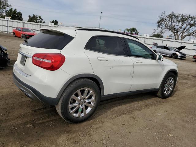 Photo 2 VIN: WDCTG4GB6FJ069828 - MERCEDES-BENZ GLA-CLASS 