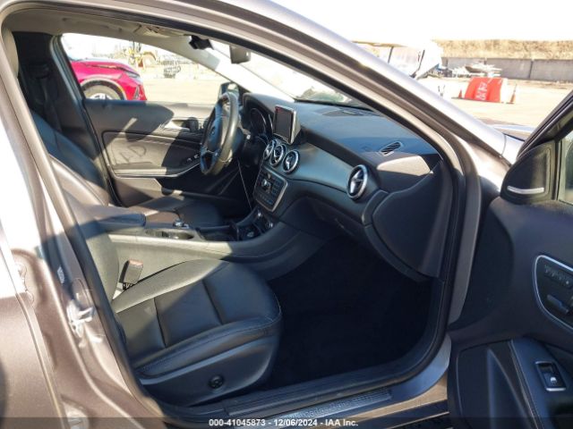 Photo 4 VIN: WDCTG4GB6FJ105288 - MERCEDES-BENZ GLA-CLASS 