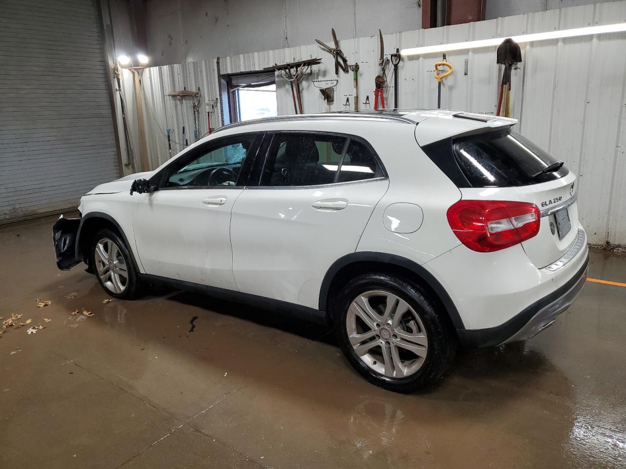 Photo 1 VIN: WDCTG4GB6FJ155981 - MERCEDES-BENZ GLA-KLASSE 