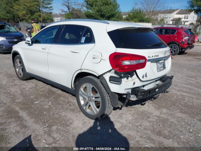 Photo 2 VIN: WDCTG4GB6HJ291840 - MERCEDES-BENZ GLA 250 