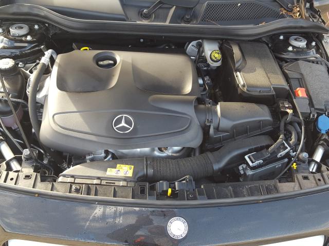 Photo 6 VIN: WDCTG4GB6HJ352264 - MERCEDES-BENZ GLA 250 4M 