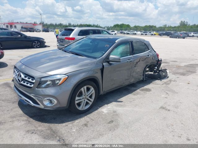 Photo 1 VIN: WDCTG4GB6JJ387747 - MERCEDES-BENZ GLA-CLASS 