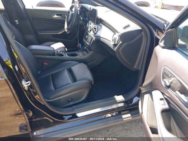 Photo 4 VIN: WDCTG4GB6JJ416826 - MERCEDES-BENZ GLA-CLASS 