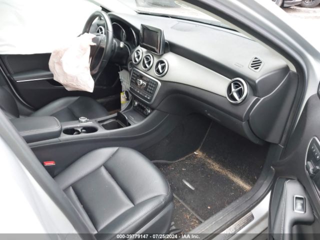 Photo 4 VIN: WDCTG4GB7FJ031279 - MERCEDES-BENZ GLA 250 4M 