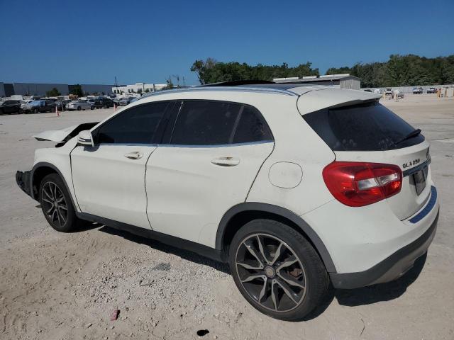 Photo 1 VIN: WDCTG4GB7FJ109379 - MERCEDES-BENZ GLA-CLASS 