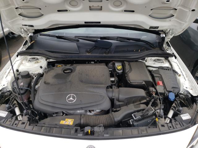 Photo 6 VIN: WDCTG4GB7JJ489297 - MERCEDES-BENZ GLA 250 