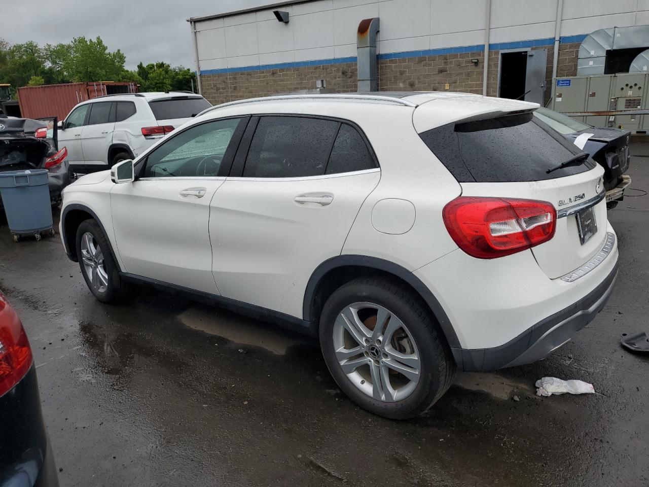 Photo 1 VIN: WDCTG4GB7KU009419 - MERCEDES-BENZ GLA-KLASSE 