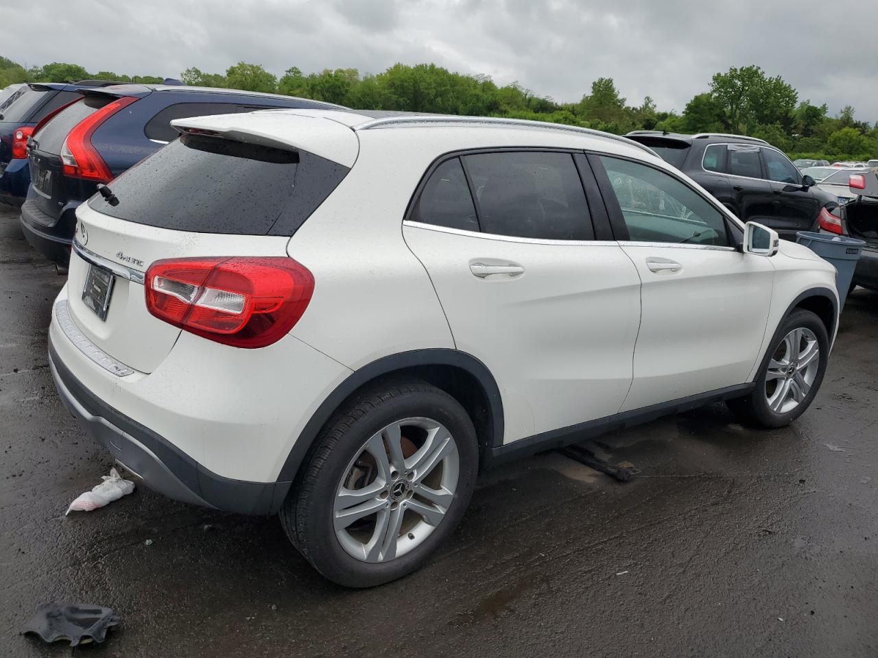 Photo 2 VIN: WDCTG4GB7KU009419 - MERCEDES-BENZ GLA-KLASSE 