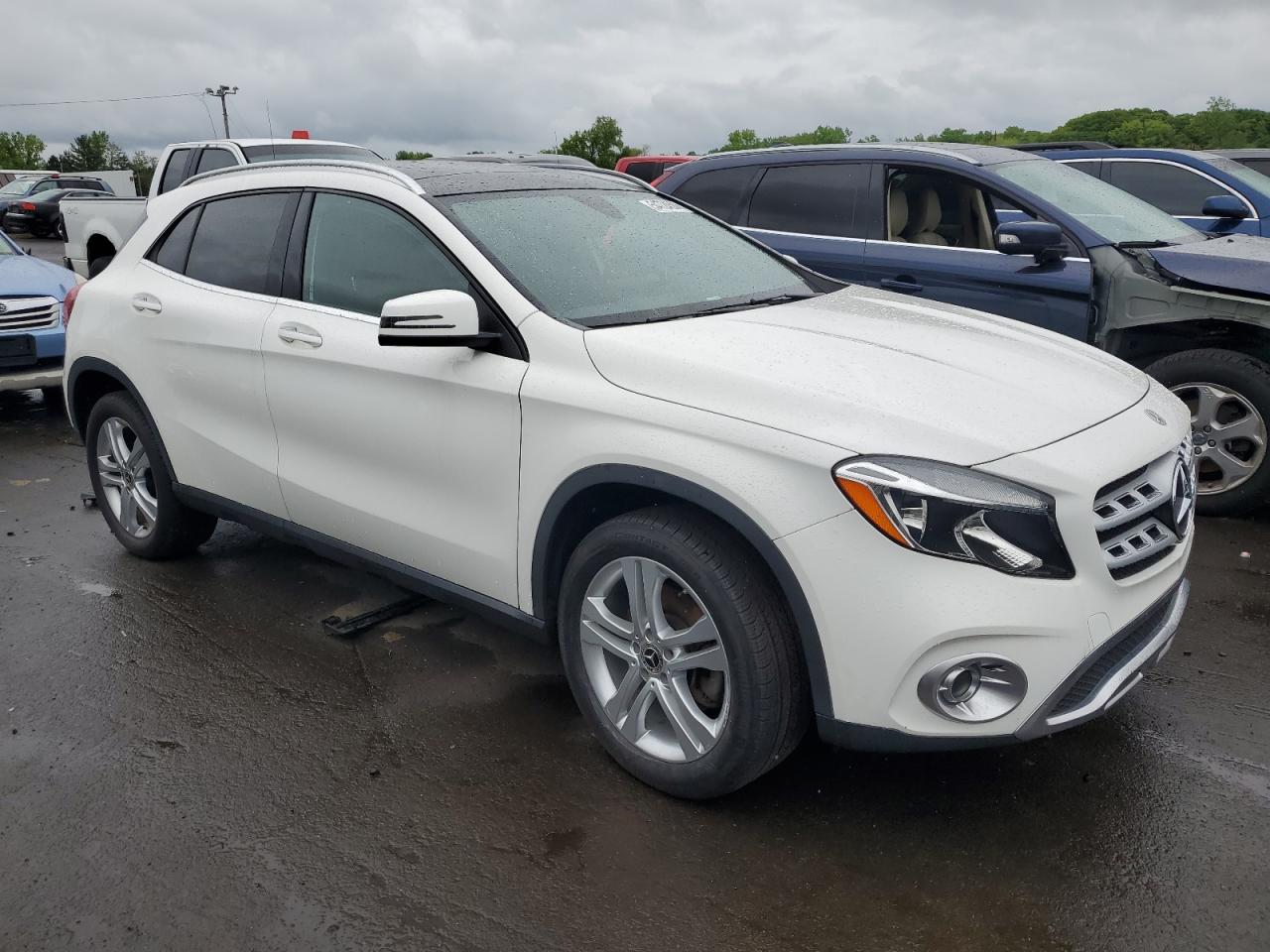 Photo 3 VIN: WDCTG4GB7KU009419 - MERCEDES-BENZ GLA-KLASSE 