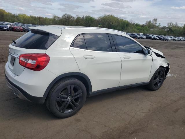 Photo 2 VIN: WDCTG4GB8FJ167159 - MERCEDES-BENZ GLA-CLASS 