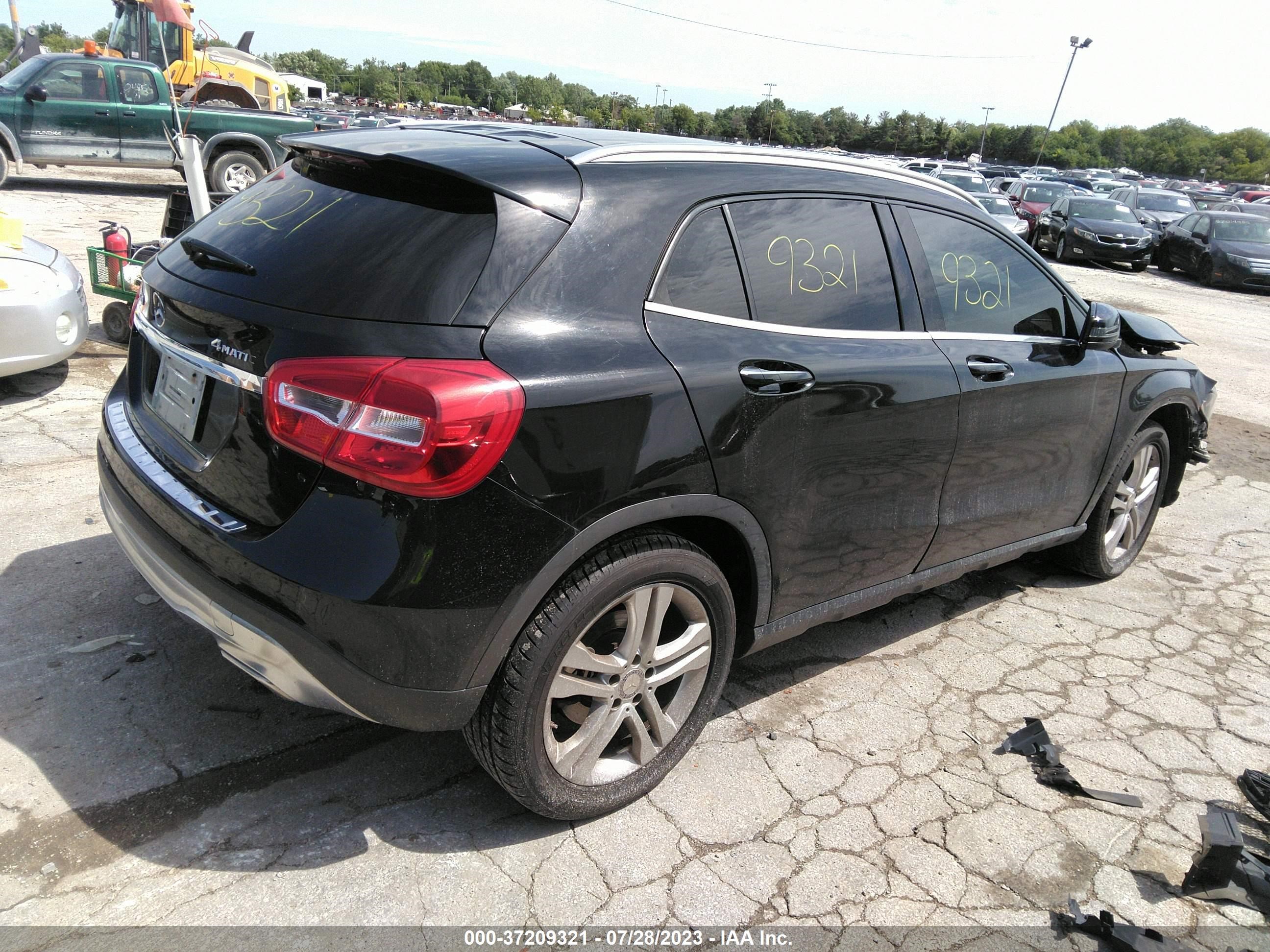 Photo 3 VIN: WDCTG4GB8GJ207497 - MERCEDES-BENZ GLA-KLASSE 