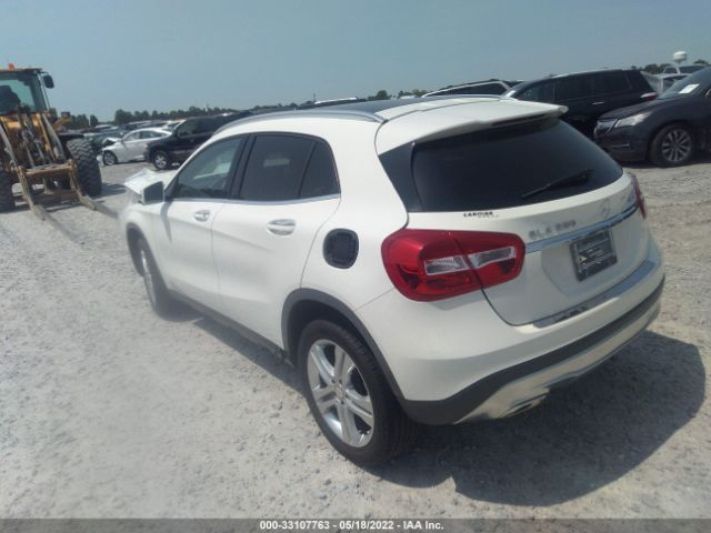 Photo 2 VIN: WDCTG4GB8GJ269157 - MERCEDES-BENZ GLA 