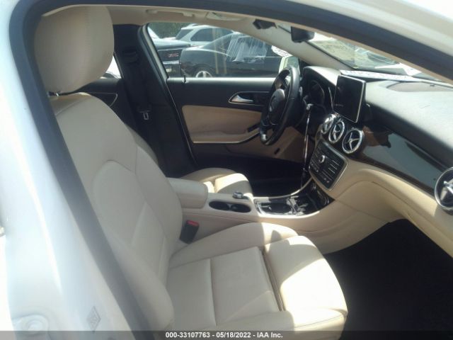 Photo 4 VIN: WDCTG4GB8GJ269157 - MERCEDES-BENZ GLA 