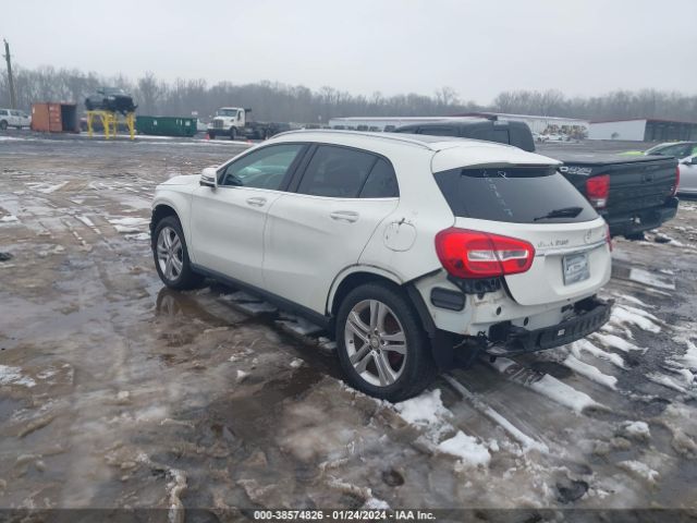 Photo 2 VIN: WDCTG4GB8HJ299647 - MERCEDES-BENZ GLA-CLASS 