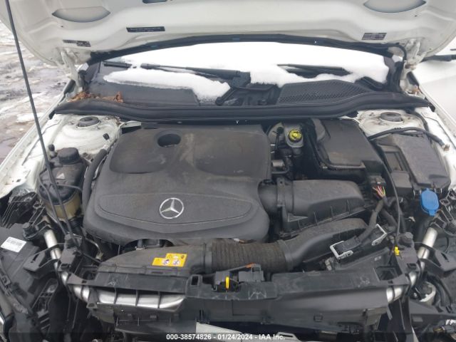 Photo 9 VIN: WDCTG4GB8HJ299647 - MERCEDES-BENZ GLA-CLASS 