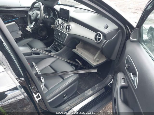 Photo 4 VIN: WDCTG4GB8HJ337748 - MERCEDES-BENZ GLA 250 