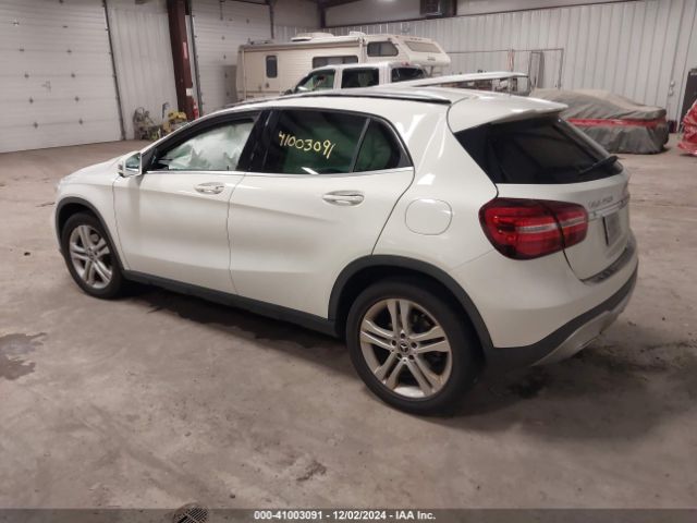 Photo 2 VIN: WDCTG4GB8JJ450962 - MERCEDES-BENZ GLA-CLASS 