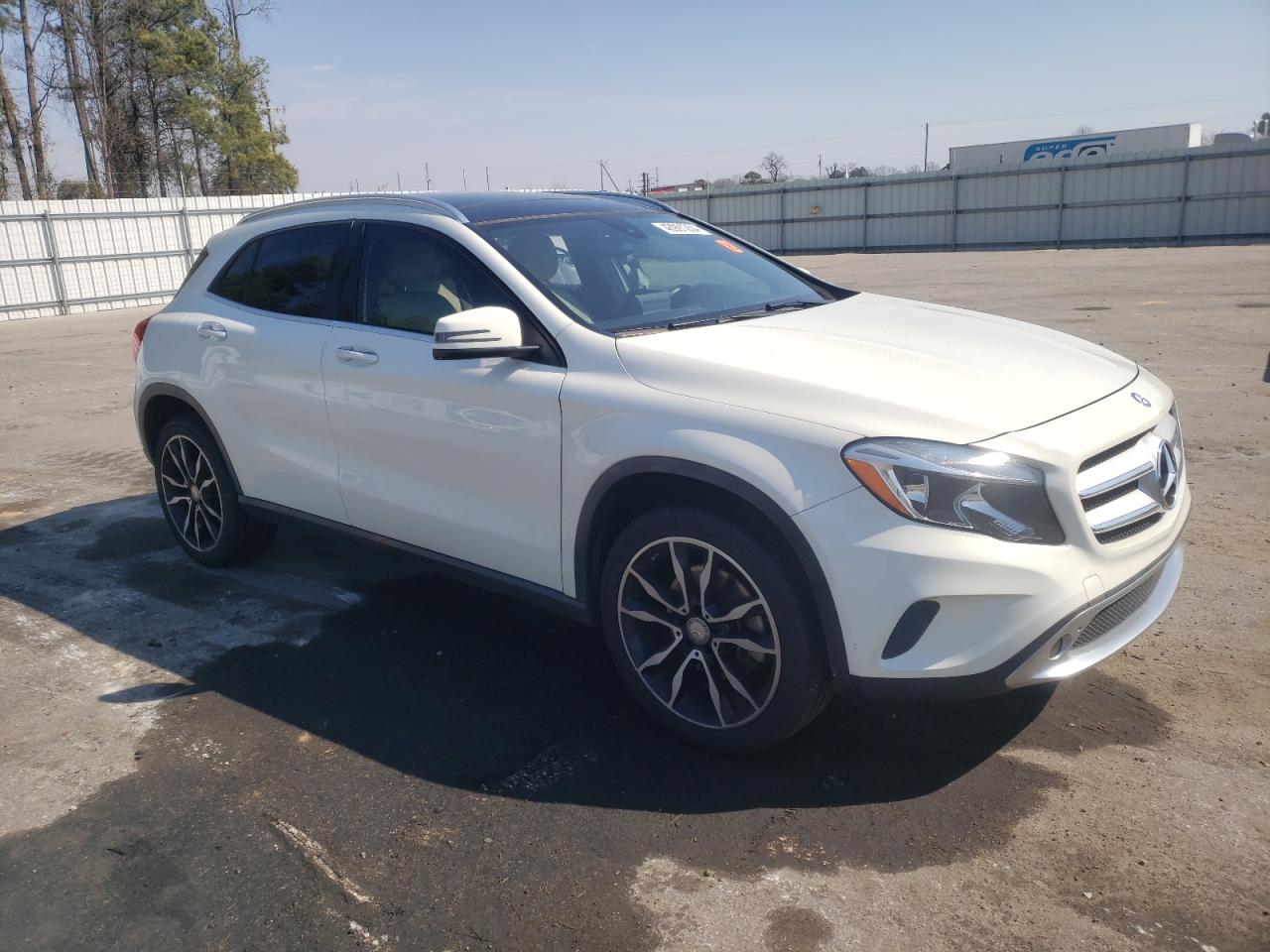 Photo 3 VIN: WDCTG4GB9GJ272522 - MERCEDES-BENZ GLA-KLASSE 