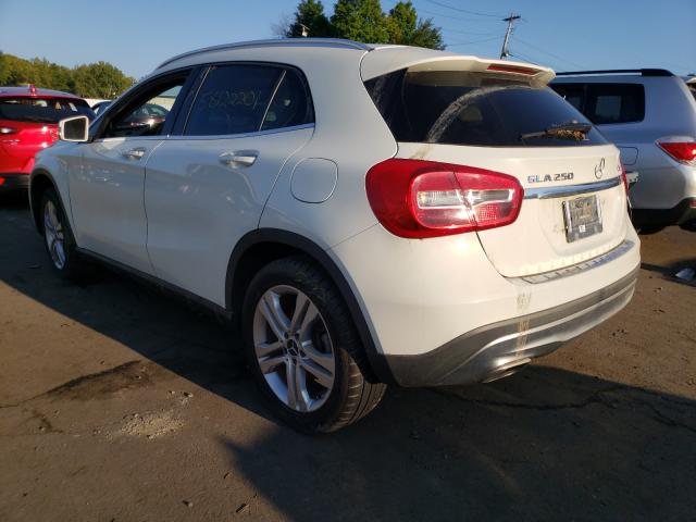 Photo 2 VIN: WDCTG4GB9HJ318870 - MERCEDES-BENZ GLA 250 4M 