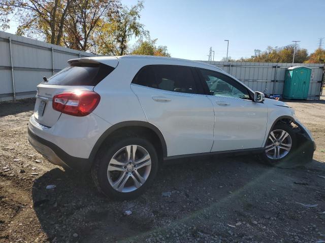 Photo 2 VIN: WDCTG4GB9HJ352095 - MERCEDES-BENZ GLA-CLASS 