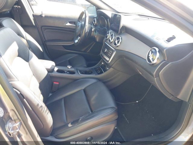 Photo 4 VIN: WDCTG4GB9JJ530013 - MERCEDES-BENZ GLA-CLASS 