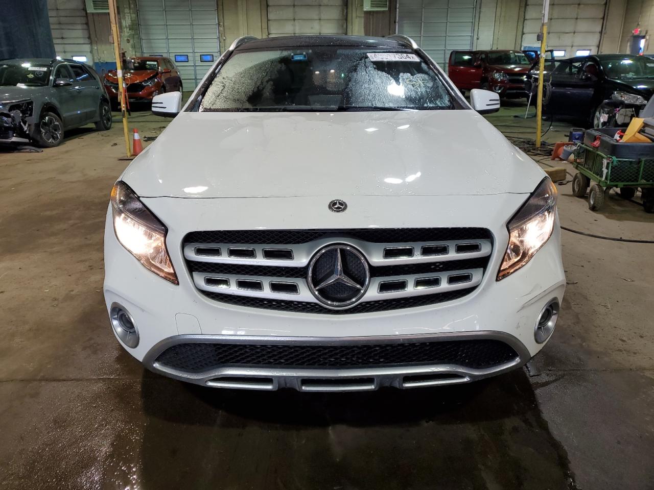 Photo 4 VIN: WDCTG4GB9KU014881 - MERCEDES-BENZ GLA 250 