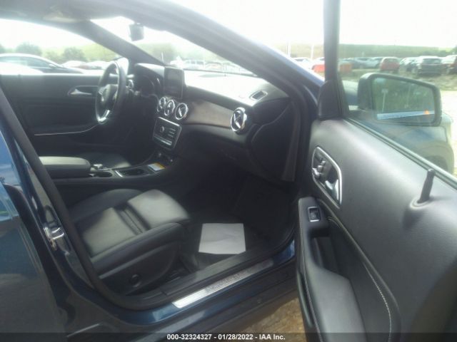 Photo 4 VIN: WDCTG4GB9LJ665558 - MERCEDES-BENZ GLA 