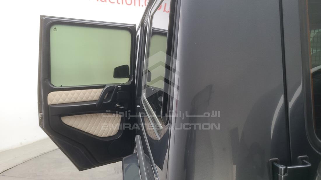 Photo 26 VIN: WDCYC7CF3DX205399 - MERCEDES-BENZ G 63 