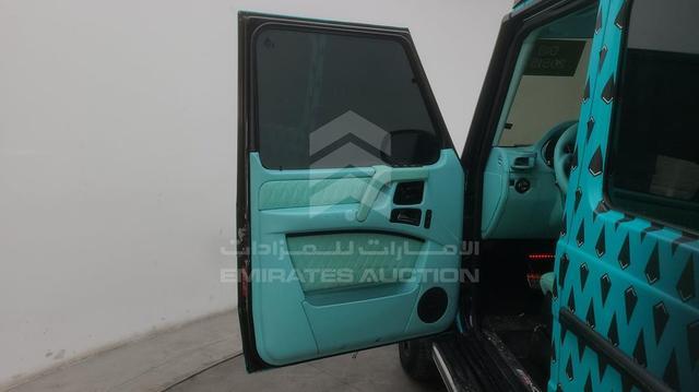 Photo 17 VIN: WDCYC7CF4FX230265 - MERCEDES G 63 