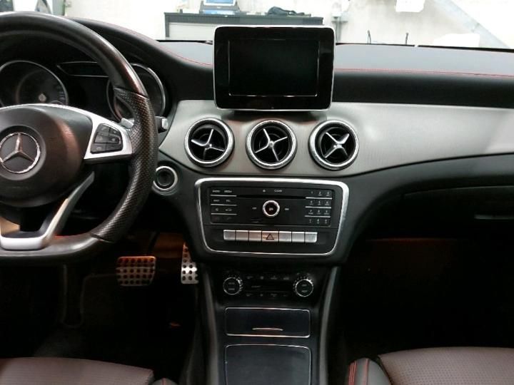 Photo 8 VIN: WDD1173031N415794 - MERCEDES-BENZ CLA 