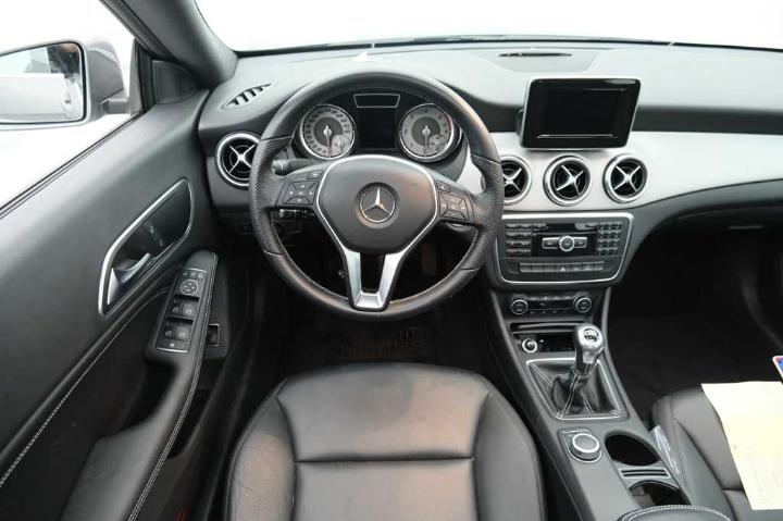 Photo 9 VIN: WDD1173081N142729 - MERCEDES-BENZ CLA &#3913 