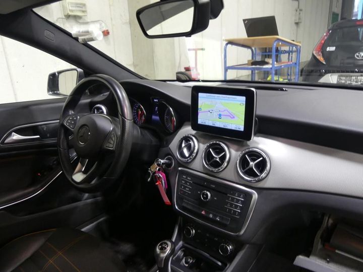 Photo 3 VIN: WDD1173081N273742 - MERCEDES-BENZ CLA 