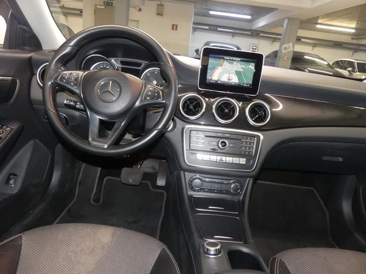 Photo 8 VIN: WDD1173081N572025 - MERCEDES-BENZ CLA 