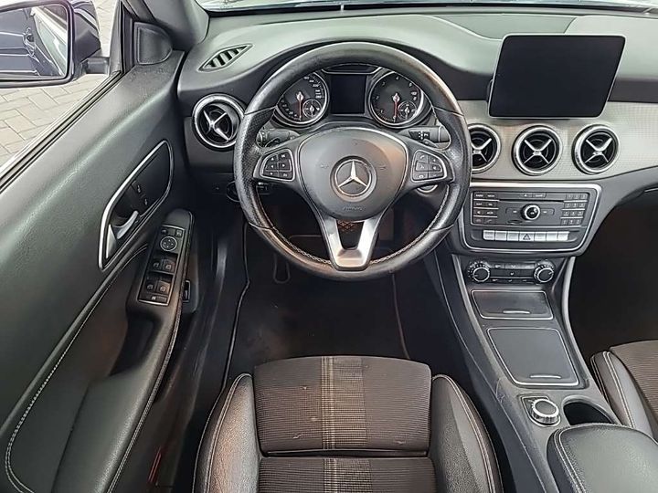 Photo 8 VIN: WDD1173081N626436 - MERCEDES-BENZ CLA 