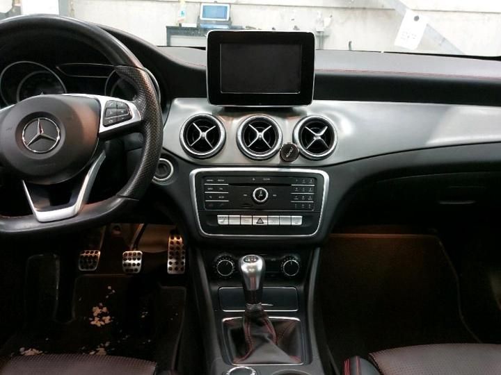 Photo 8 VIN: WDD1173081N630505 - MERCEDES-BENZ CLA 