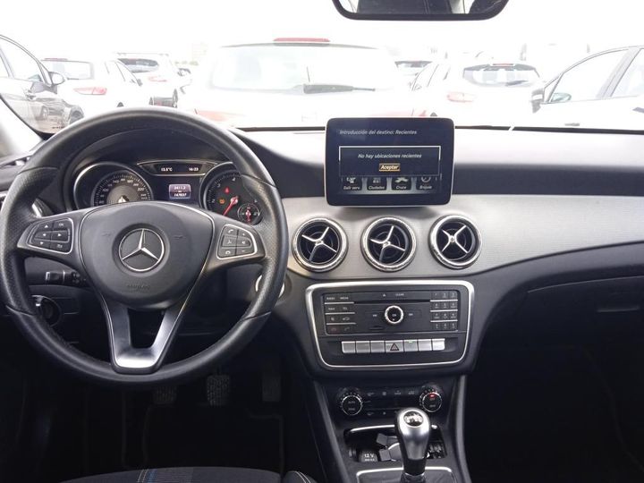 Photo 3 VIN: WDD1173081N681867 - MERCEDES-BENZ CLASE CLA 