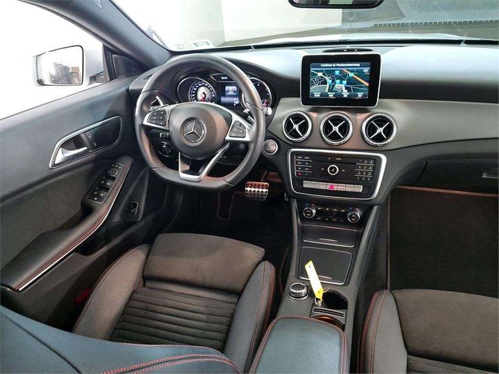 Photo 3 VIN: WDD1173121N474886 - MERCEDES-BENZ CLA 