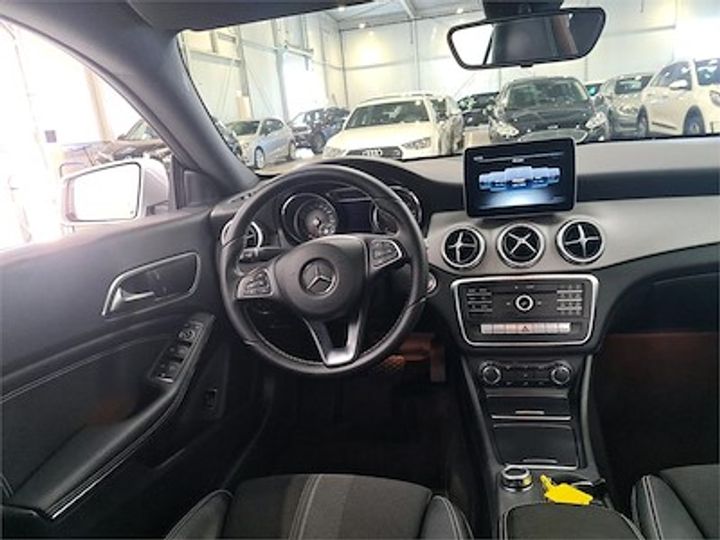 Photo 8 VIN: WDD1173121N639826 - MERCEDES-BENZ CLA 